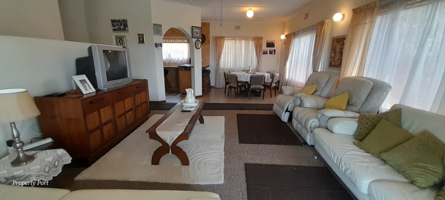3 Bedroom Property for Sale in Hibberdene KwaZulu-Natal