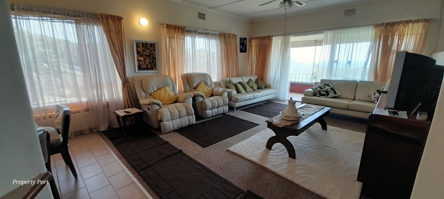 3 Bedroom Property for Sale in Hibberdene KwaZulu-Natal