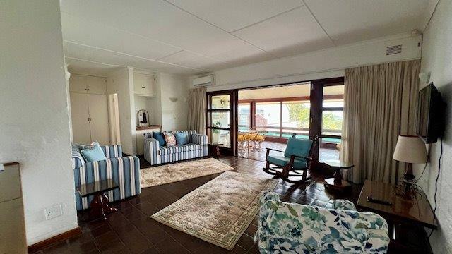 3 Bedroom Property for Sale in St Michaels On Sea KwaZulu-Natal