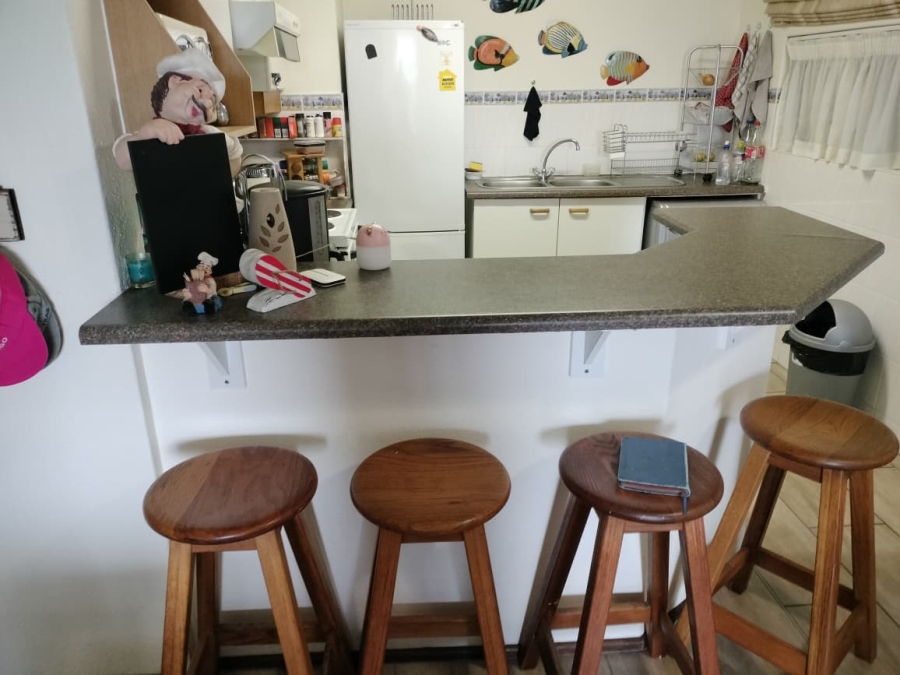 3 Bedroom Property for Sale in Uvongo KwaZulu-Natal