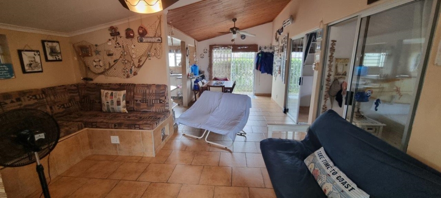 2 Bedroom Property for Sale in Hibberdene KwaZulu-Natal