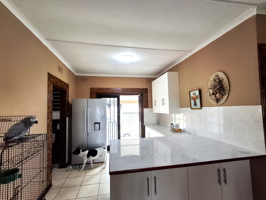 4 Bedroom Property for Sale in Catalina Bay KwaZulu-Natal