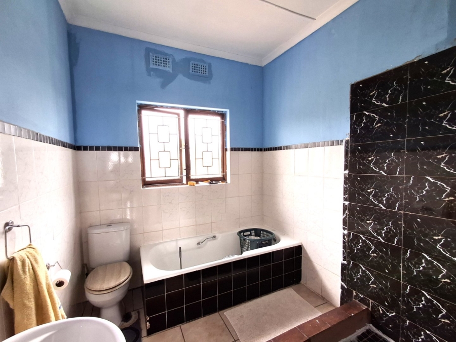 4 Bedroom Property for Sale in Catalina Bay KwaZulu-Natal