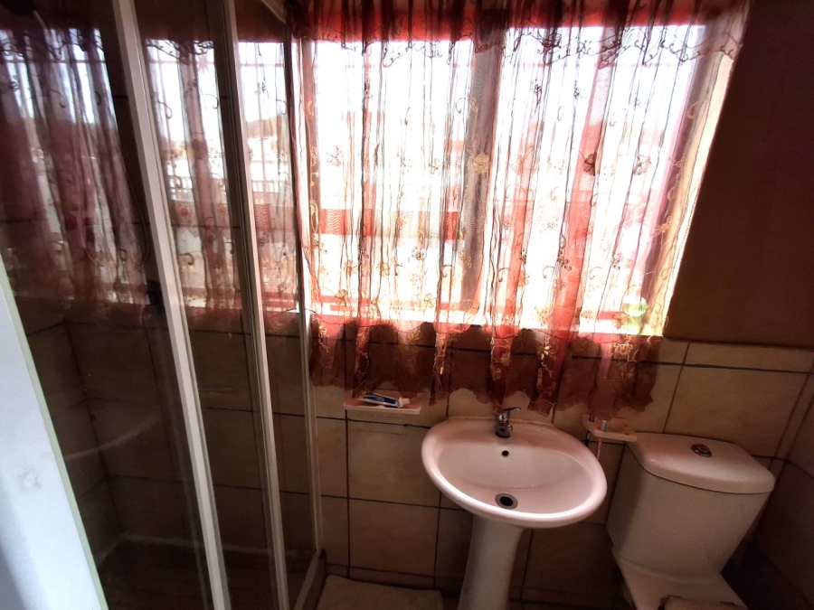 4 Bedroom Property for Sale in Catalina Bay KwaZulu-Natal