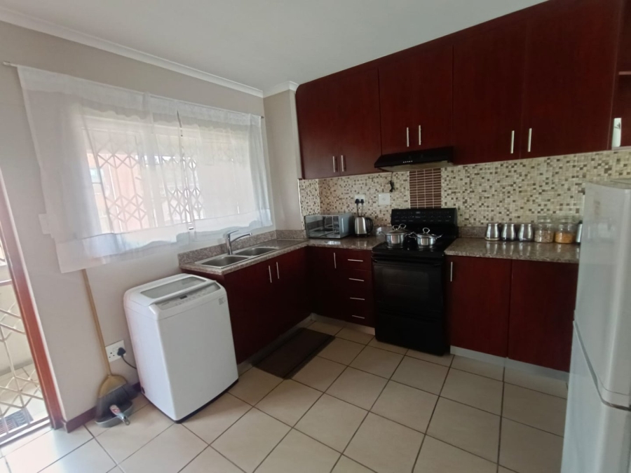 To Let 2 Bedroom Property for Rent in Bluff KwaZulu-Natal