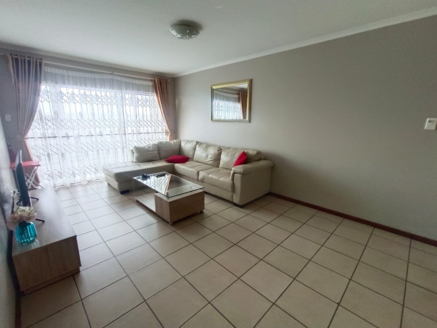 To Let 2 Bedroom Property for Rent in Bluff KwaZulu-Natal