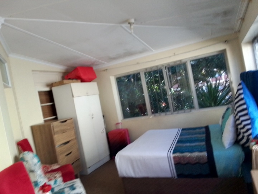 To Let 1 Bedroom Property for Rent in Bulwer KwaZulu-Natal