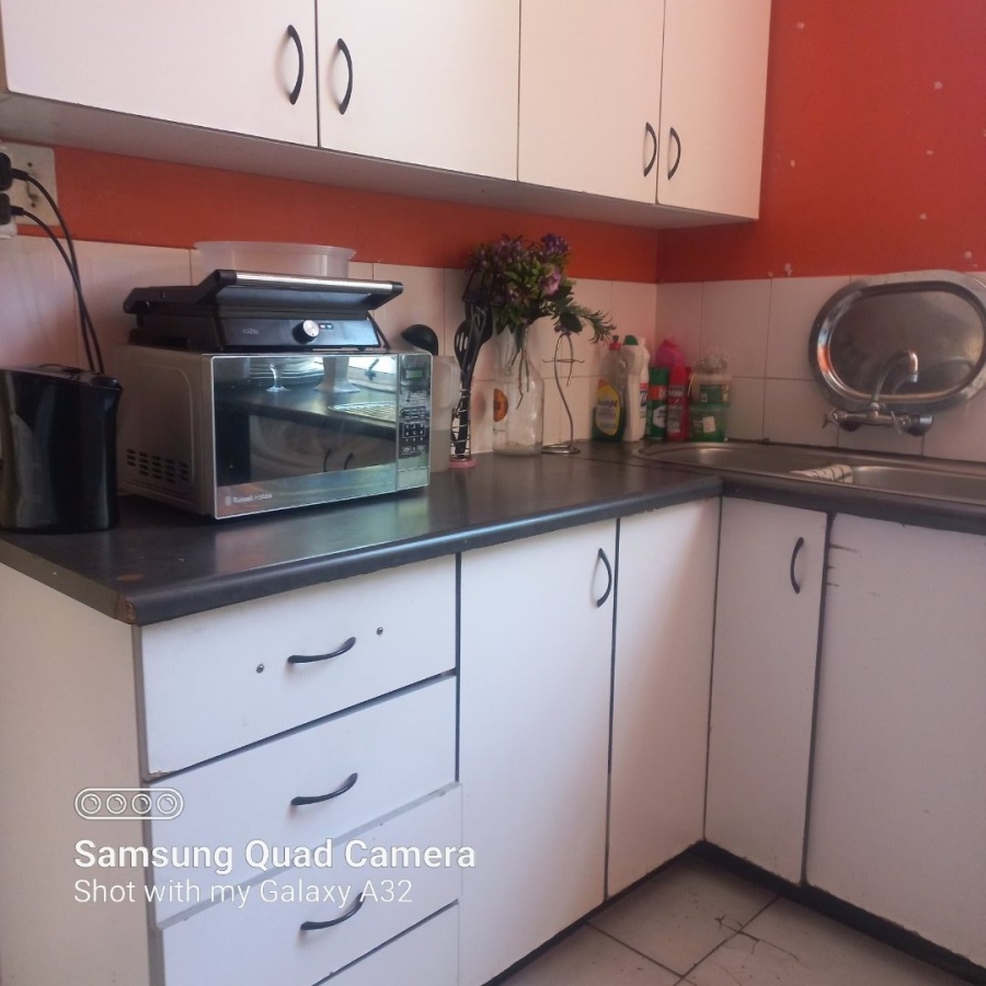 To Let 1 Bedroom Property for Rent in Bulwer KwaZulu-Natal