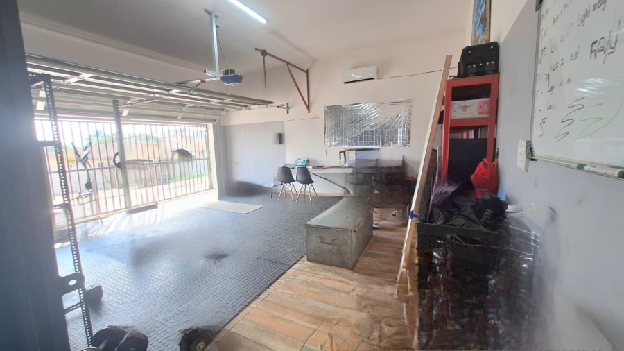 To Let commercial Property for Rent in Woodview KwaZulu-Natal