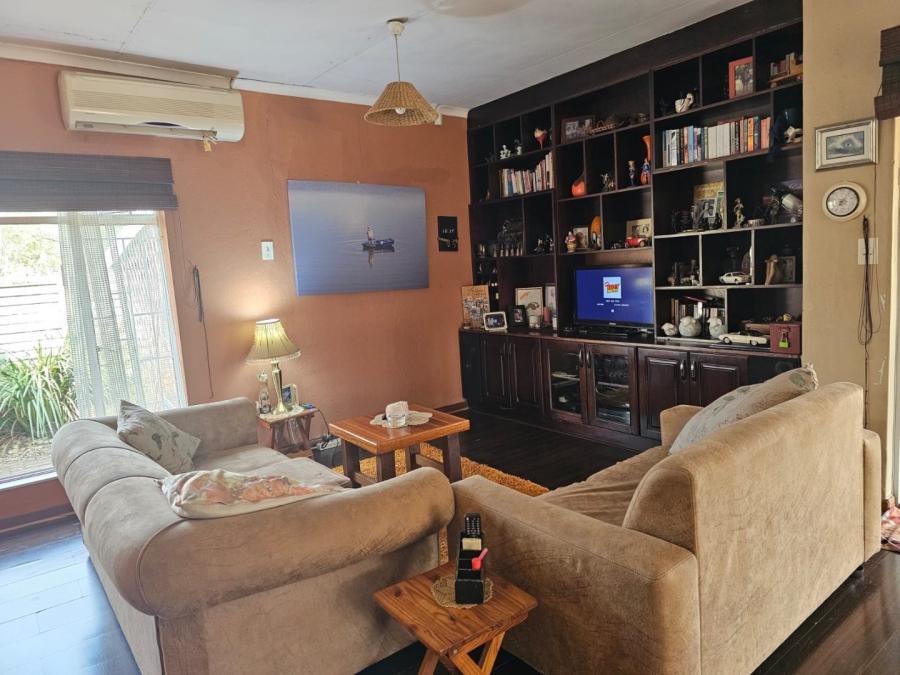 4 Bedroom Property for Sale in Pioneer Park KwaZulu-Natal