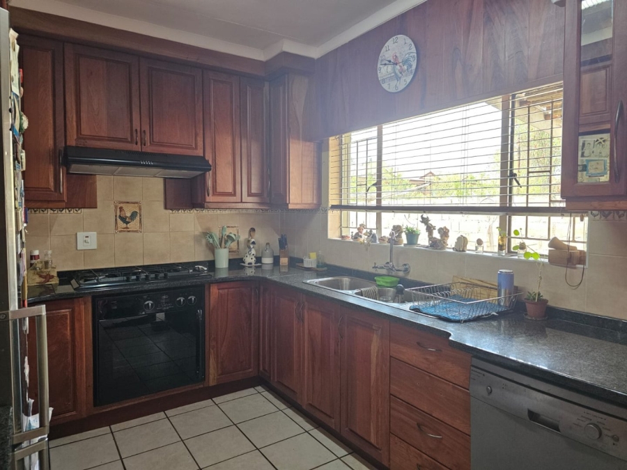 4 Bedroom Property for Sale in Pioneer Park KwaZulu-Natal