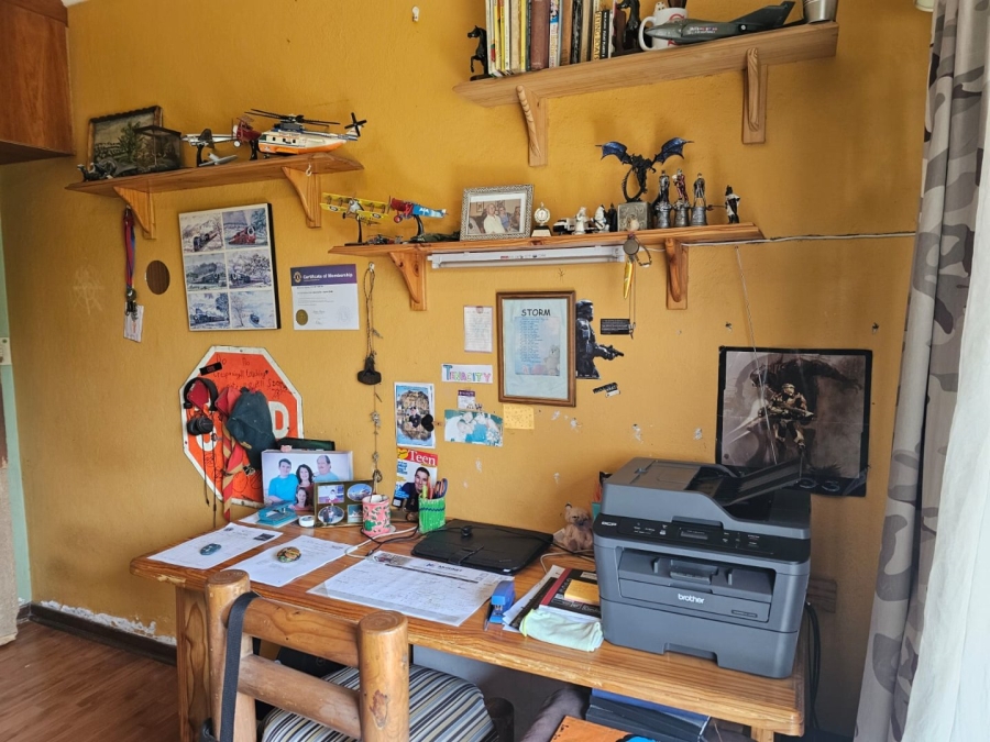 4 Bedroom Property for Sale in Pioneer Park KwaZulu-Natal