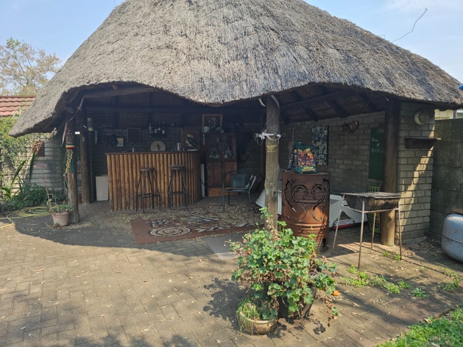 4 Bedroom Property for Sale in Pioneer Park KwaZulu-Natal