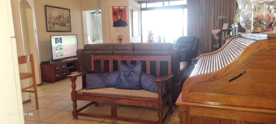 3 Bedroom Property for Sale in Margate North Beach KwaZulu-Natal