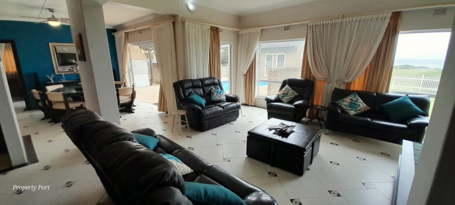 4 Bedroom Property for Sale in Oslo Beach KwaZulu-Natal