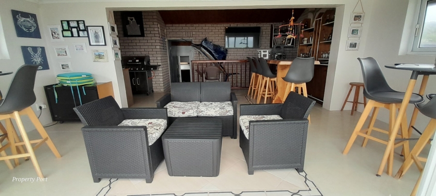 4 Bedroom Property for Sale in Oslo Beach KwaZulu-Natal