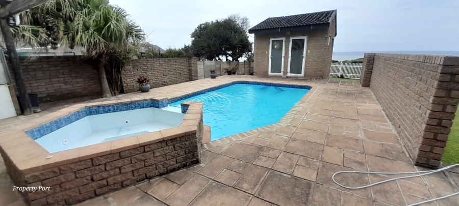 4 Bedroom Property for Sale in Oslo Beach KwaZulu-Natal