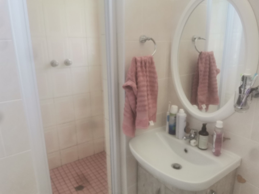 3 Bedroom Property for Sale in Uvongo KwaZulu-Natal