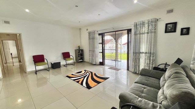 4 Bedroom Property for Sale in Uvongo KwaZulu-Natal