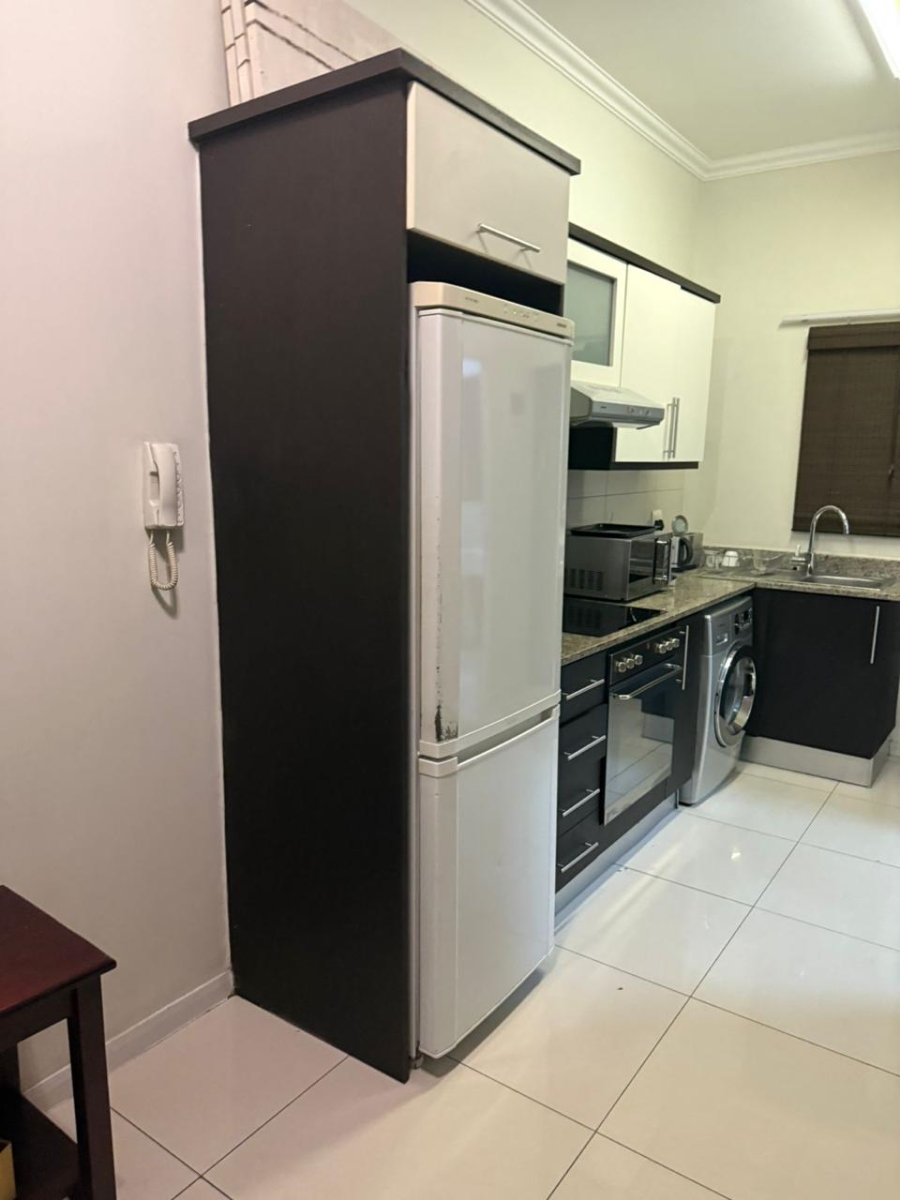 To Let 1 Bedroom Property for Rent in Umhlanga Ridge KwaZulu-Natal