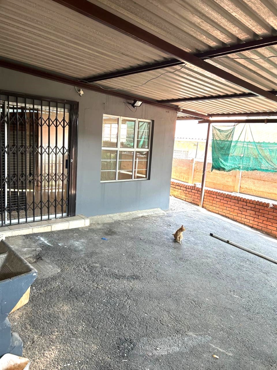 To Let 4 Bedroom Property for Rent in Raisethorpe KwaZulu-Natal