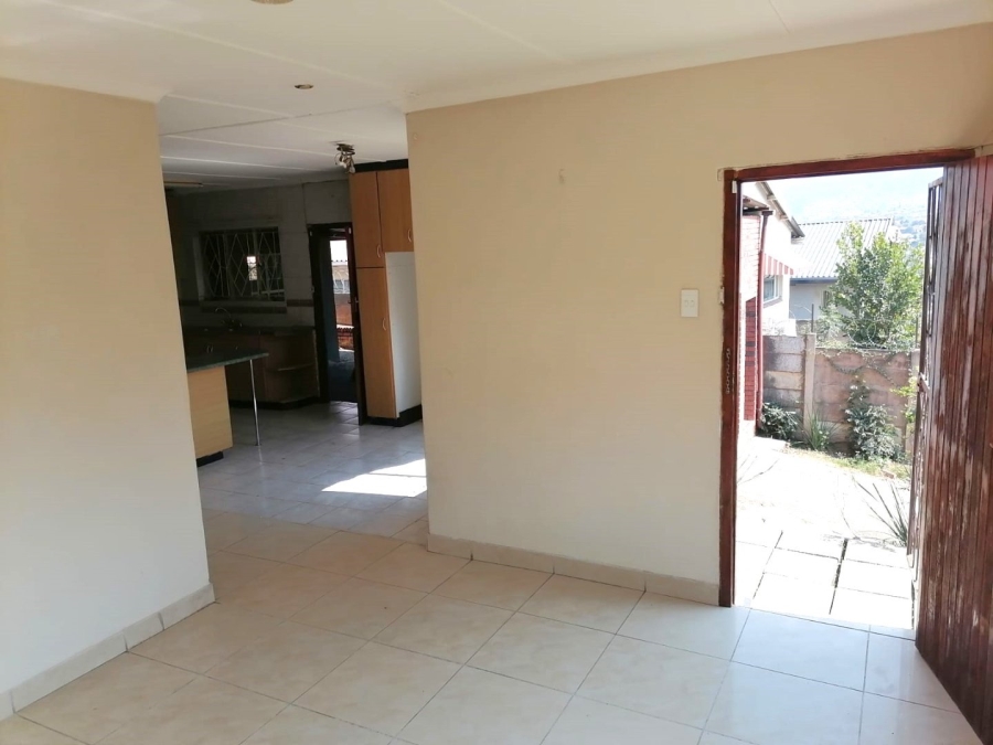To Let 4 Bedroom Property for Rent in Raisethorpe KwaZulu-Natal