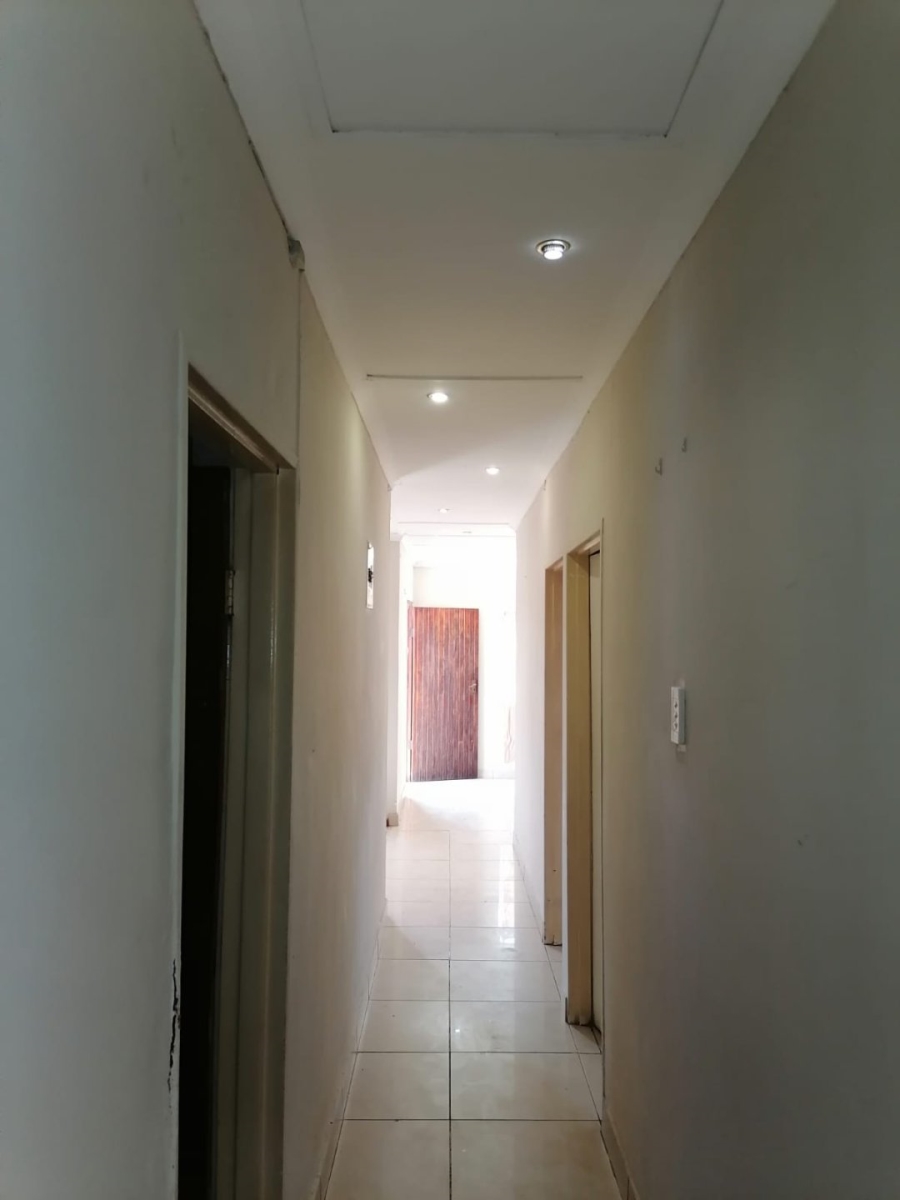 To Let 4 Bedroom Property for Rent in Raisethorpe KwaZulu-Natal