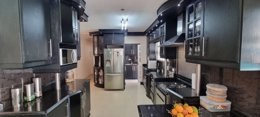 3 Bedroom Property for Sale in Oslo Beach KwaZulu-Natal