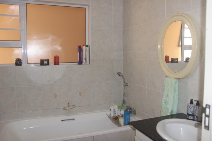 2 Bedroom Property for Sale in Sea Park KwaZulu-Natal