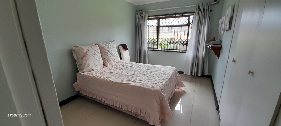 4 Bedroom Property for Sale in Uvongo KwaZulu-Natal