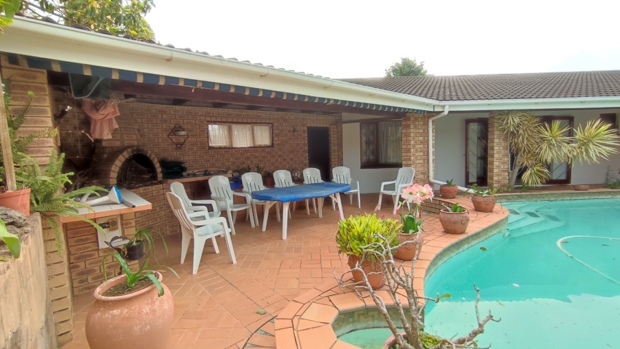 3 Bedroom Property for Sale in Oslo Beach KwaZulu-Natal