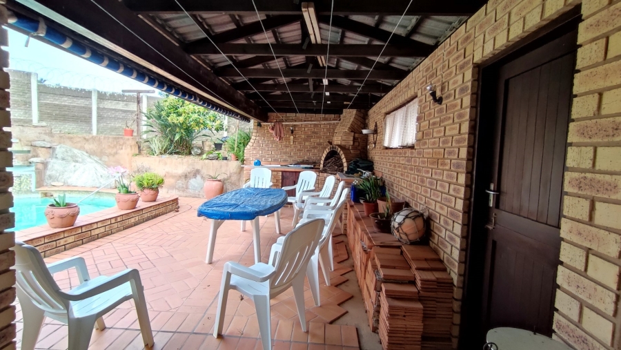 3 Bedroom Property for Sale in Oslo Beach KwaZulu-Natal
