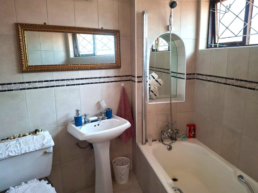 3 Bedroom Property for Sale in Shelly Beach KwaZulu-Natal