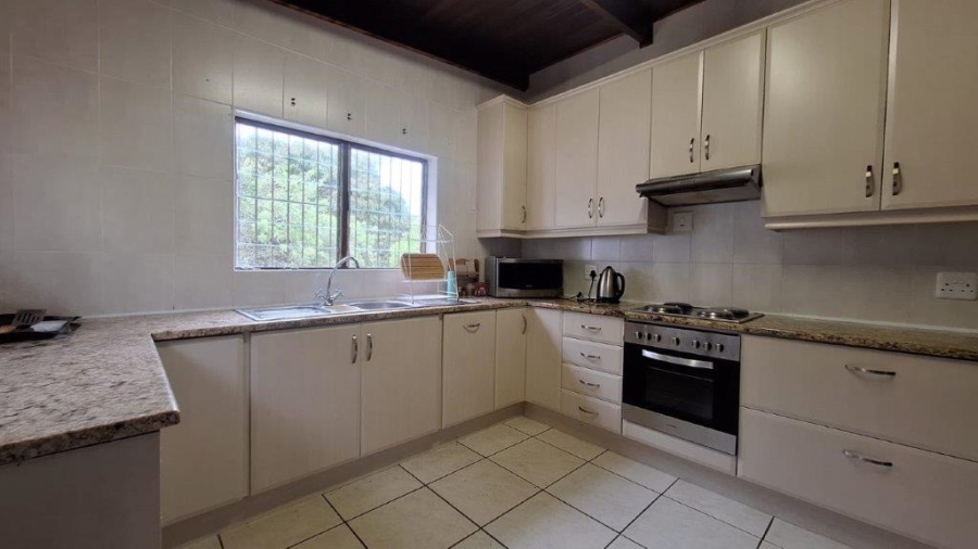 3 Bedroom Property for Sale in Elysium KwaZulu-Natal