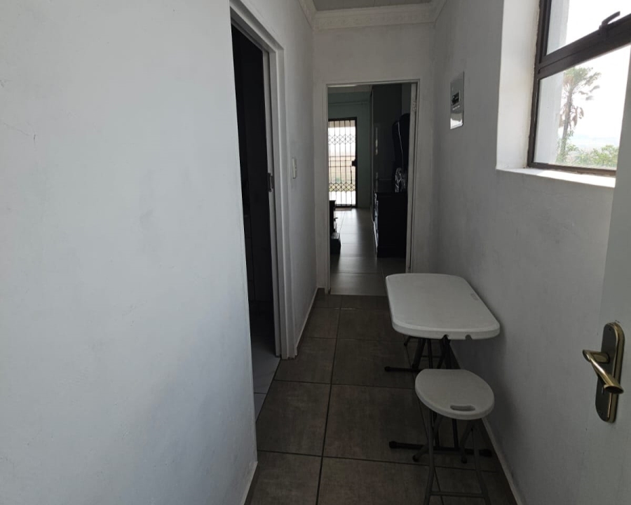 6 Bedroom Property for Sale in Amiel Park KwaZulu-Natal