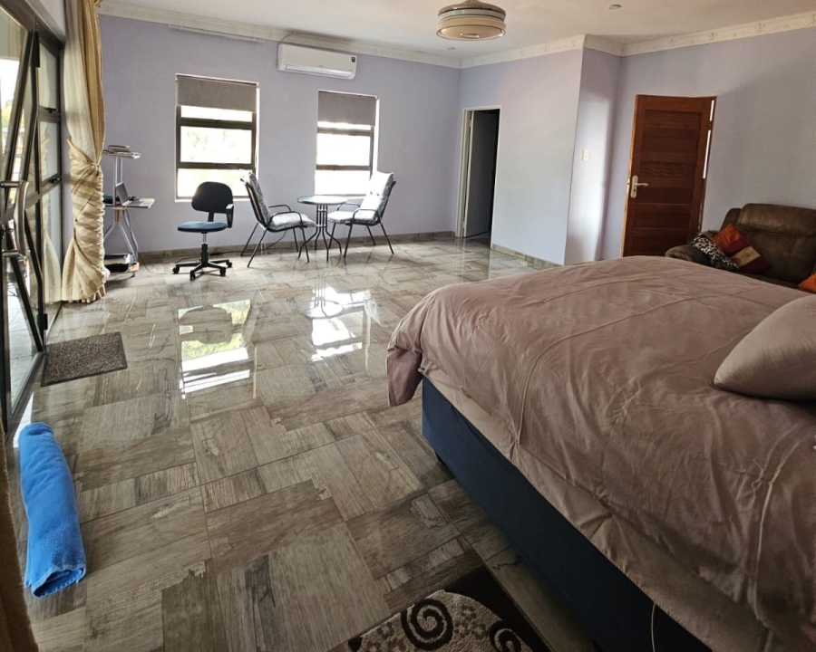 6 Bedroom Property for Sale in Amiel Park KwaZulu-Natal