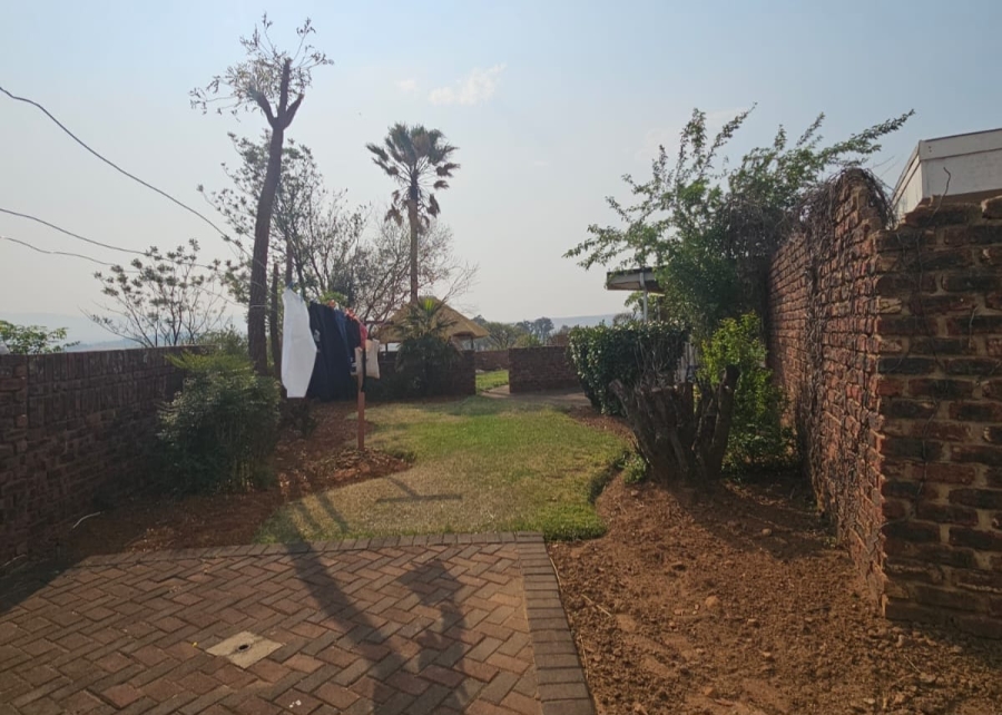 6 Bedroom Property for Sale in Amiel Park KwaZulu-Natal