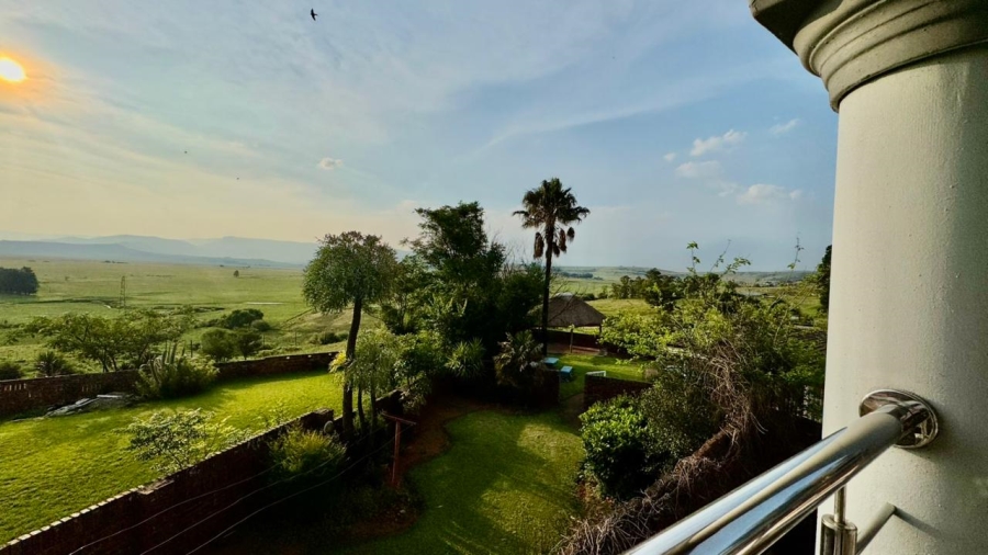 6 Bedroom Property for Sale in Amiel Park KwaZulu-Natal