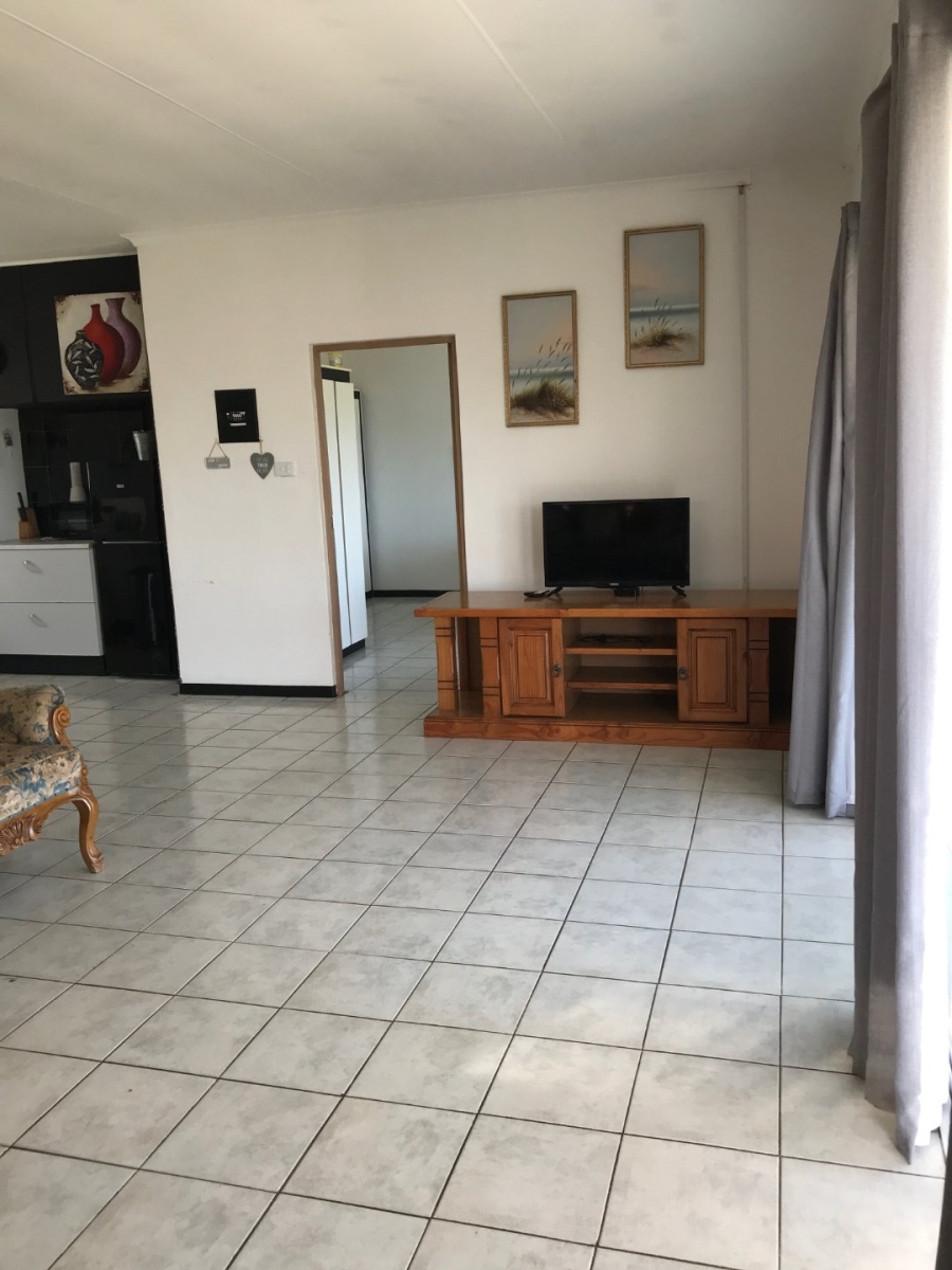 3 Bedroom Property for Sale in Salmon Bay KwaZulu-Natal