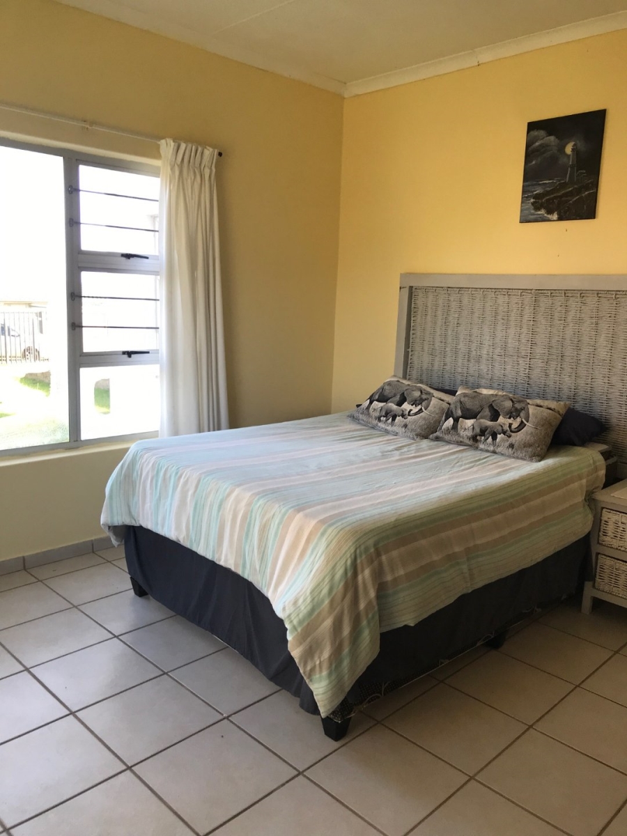 3 Bedroom Property for Sale in Salmon Bay KwaZulu-Natal