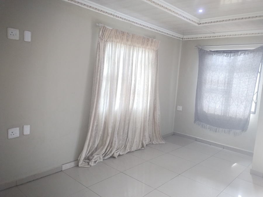  Bedroom Property for Sale in Ngwelezana KwaZulu-Natal