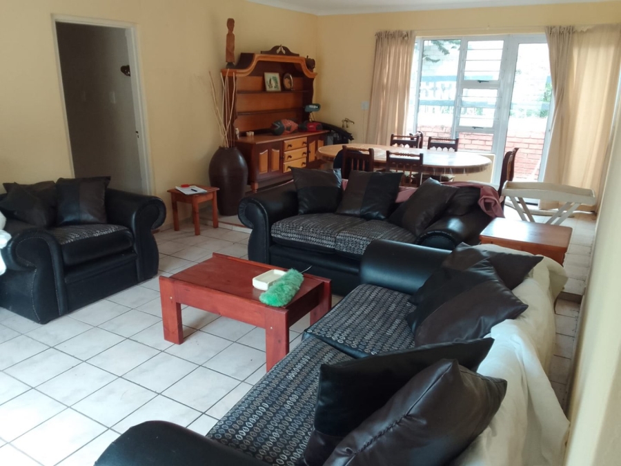 4 Bedroom Property for Sale in Woodgrange KwaZulu-Natal