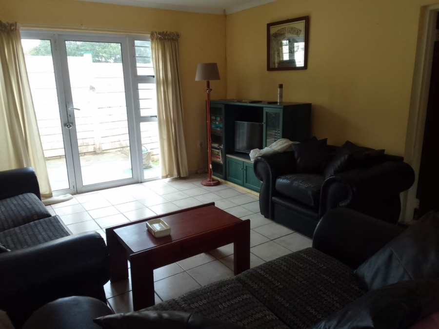 4 Bedroom Property for Sale in Woodgrange KwaZulu-Natal