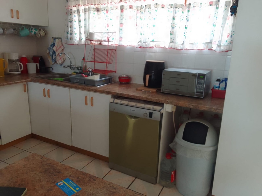 4 Bedroom Property for Sale in Woodgrange KwaZulu-Natal
