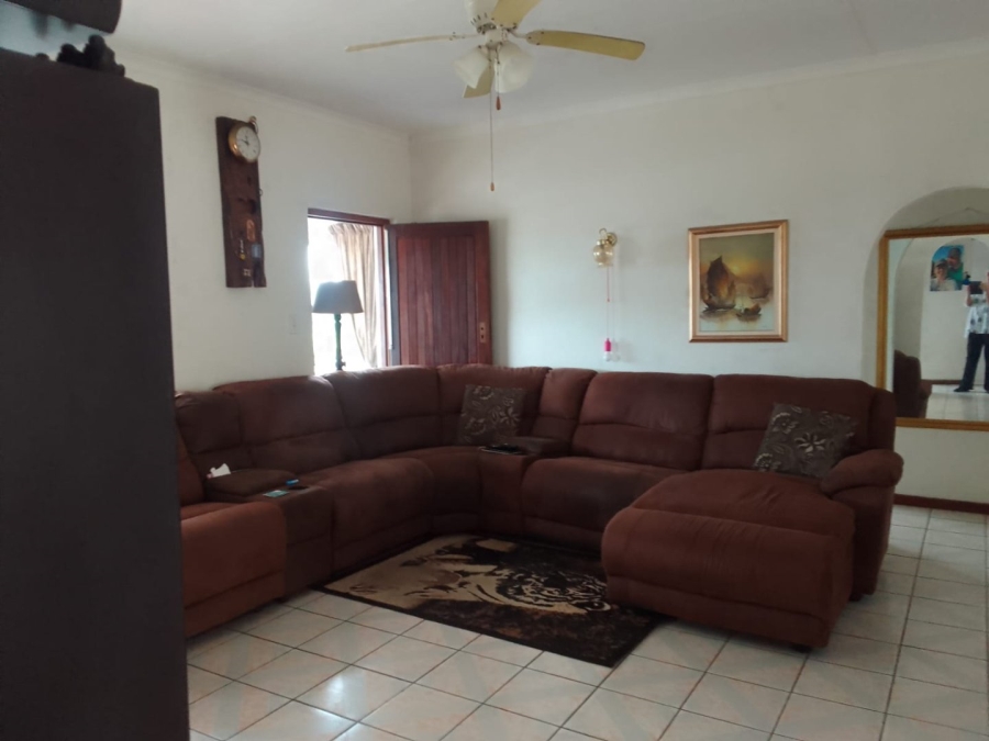 4 Bedroom Property for Sale in Woodgrange KwaZulu-Natal
