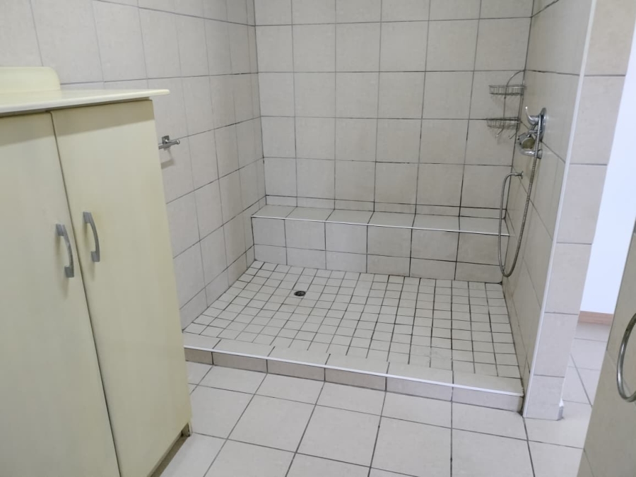 6 Bedroom Property for Sale in Manaba Beach KwaZulu-Natal