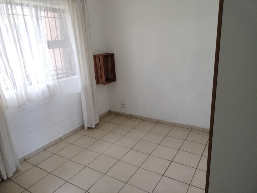 6 Bedroom Property for Sale in Manaba Beach KwaZulu-Natal