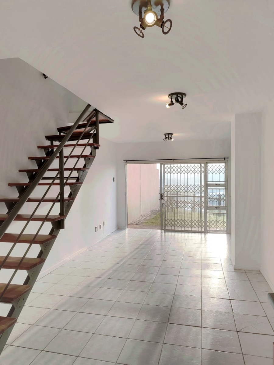 2 Bedroom Property for Sale in Kenville KwaZulu-Natal