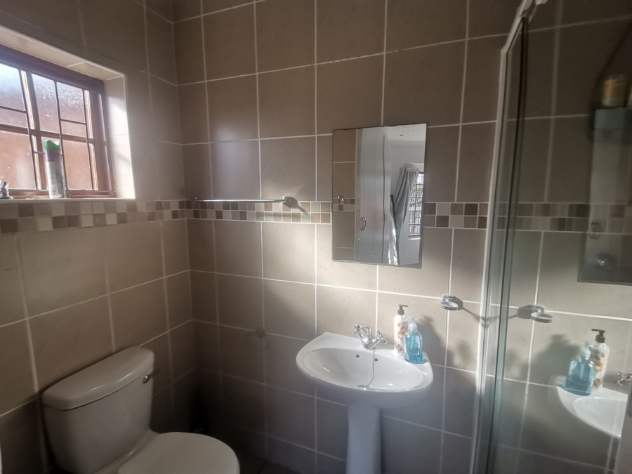 2 Bedroom Property for Sale in Margate KwaZulu-Natal