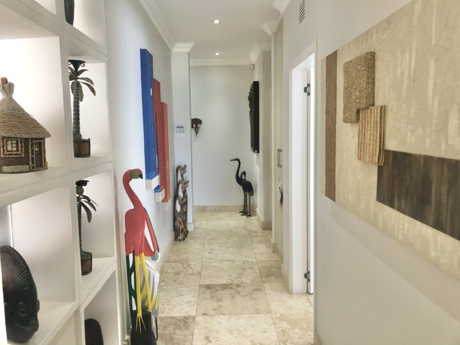 5 Bedroom Property for Sale in Shelly Beach KwaZulu-Natal